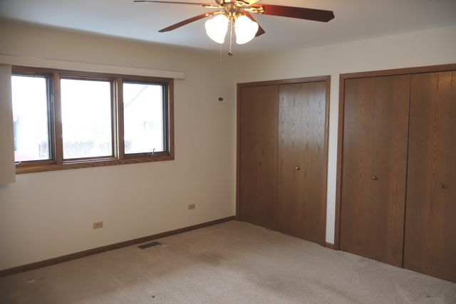 10551 EAGLE RIDGE Drive 127, Orland Park, IL 60467