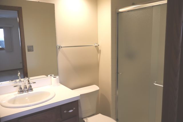 10551 EAGLE RIDGE Drive 127, Orland Park, IL 60467