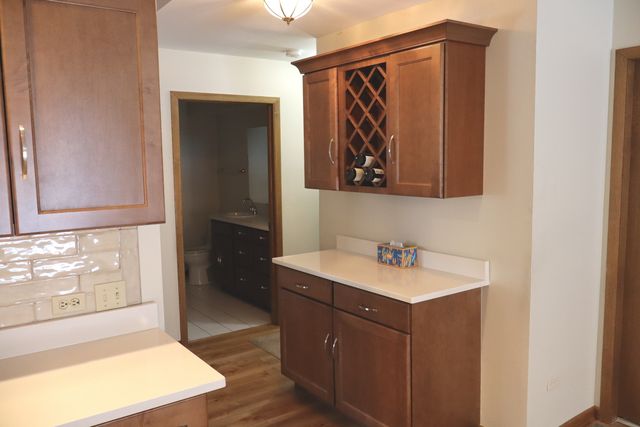 10551 EAGLE RIDGE Drive 127, Orland Park, IL 60467