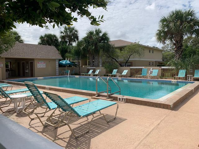 1680 Sunny Brook Lane NE J211, Palm Bay, FL 32905