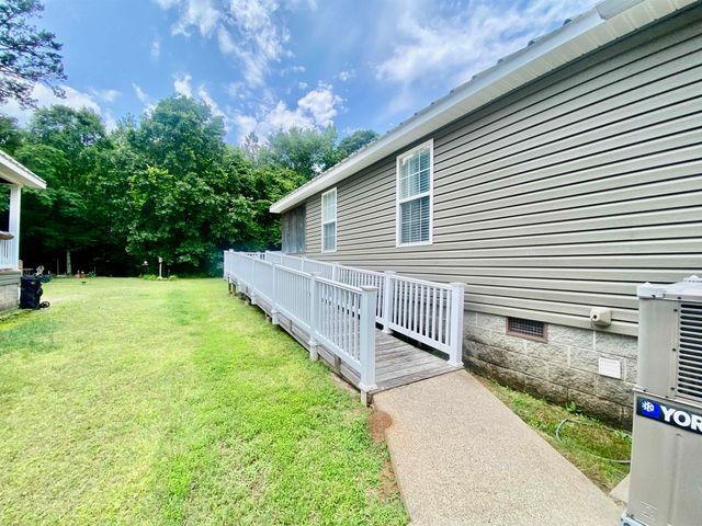 29 FRANK FWY, Iuka, MS 38852