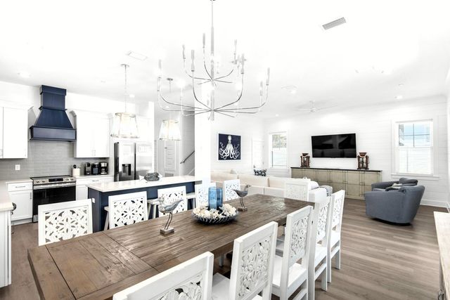 65 Tarpon Street, Destin, FL 32541