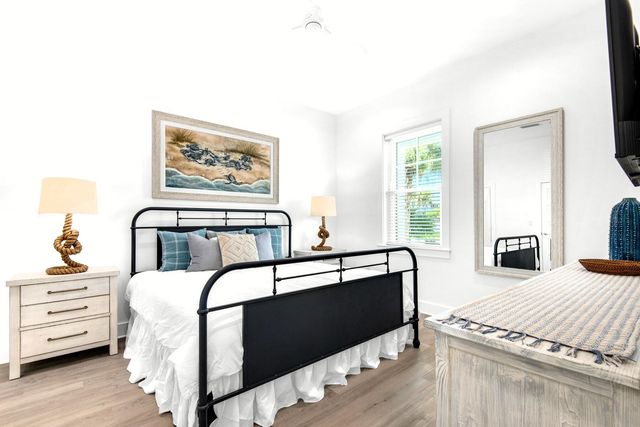 65 Tarpon Street, Destin, FL 32541