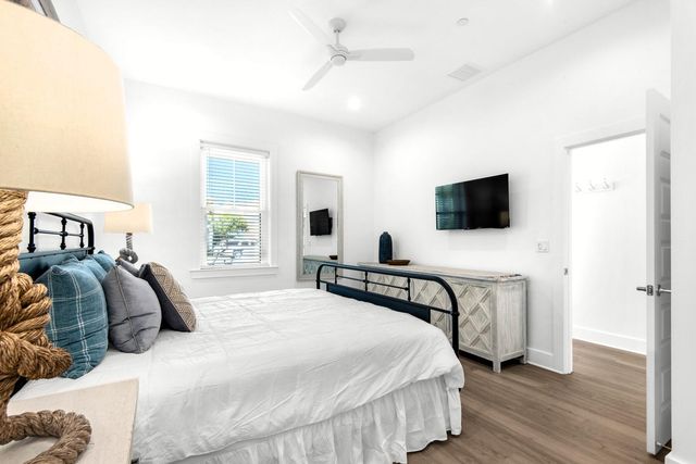 65 Tarpon Street, Destin, FL 32541