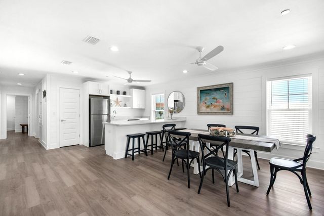 65 Tarpon Street, Destin, FL 32541