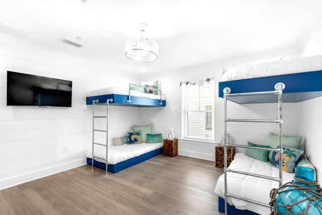 65 Tarpon Street, Destin, FL 32541