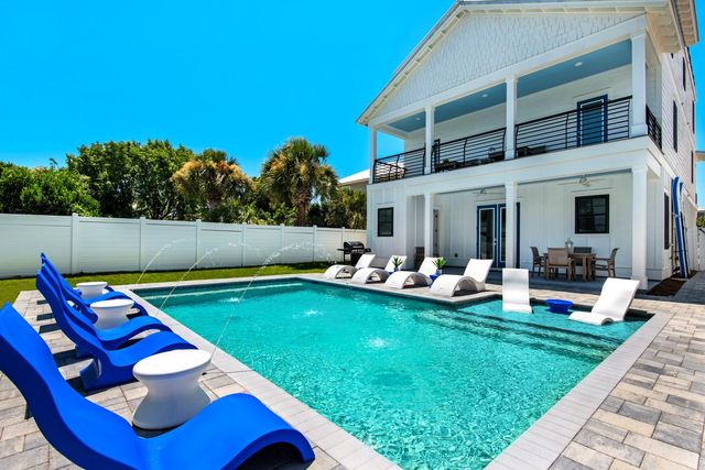 65 Tarpon Street, Destin, FL 32541