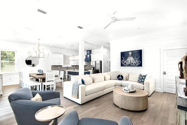 65 Tarpon Street, Destin, FL 32541