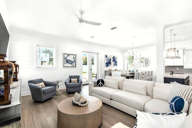 65 Tarpon Street, Destin, FL 32541