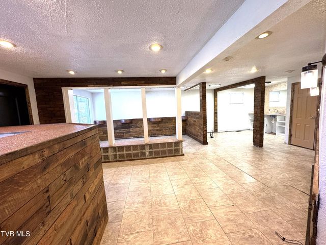 340 East Front Street, Coeburn, VA 24230