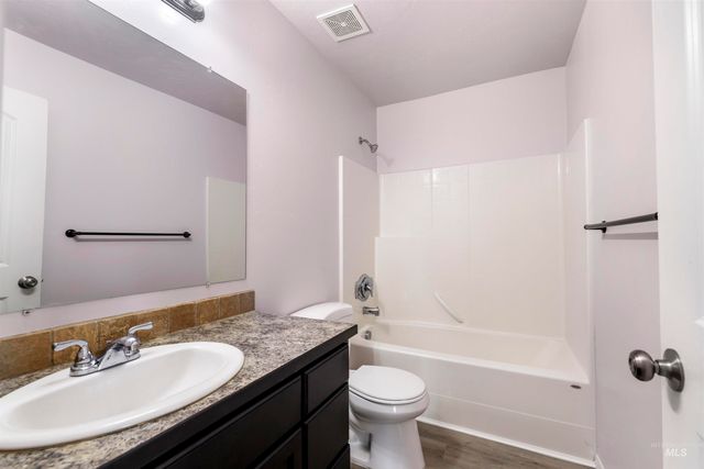 356 Watchmaker St, Twin Falls, ID 83301