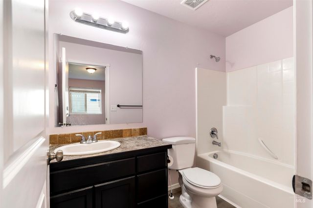 356 Watchmaker St, Twin Falls, ID 83301