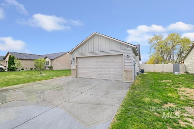 356 Watchmaker St, Twin Falls, ID 83301