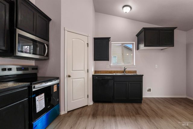 356 Watchmaker St, Twin Falls, ID 83301