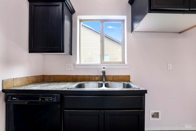 356 Watchmaker St, Twin Falls, ID 83301