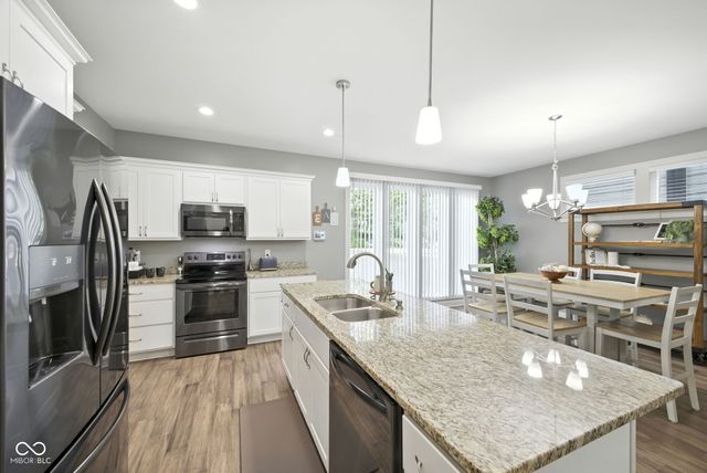 2945 N New Jersey Street, Indianapolis, IN 46205