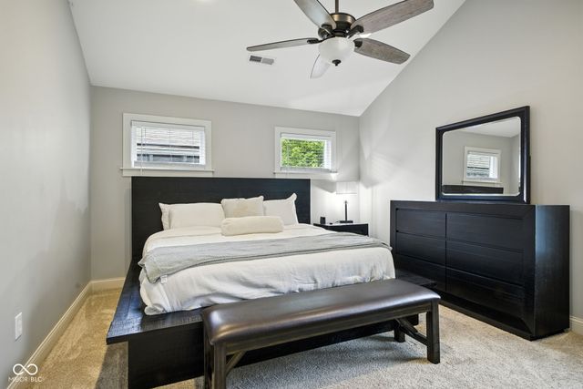 2945 N New Jersey Street, Indianapolis, IN 46205