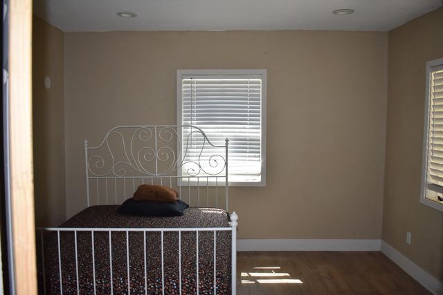 120 W Q St, Rio Linda, CA 95673