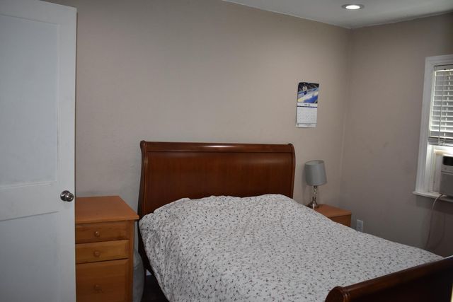 120 W Q St, Rio Linda, CA 95673