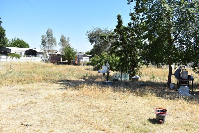 120 W Q St, Rio Linda, CA 95673