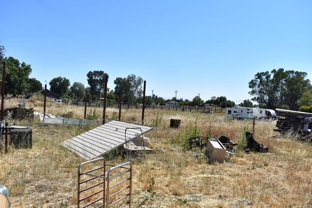 120 W Q St, Rio Linda, CA 95673