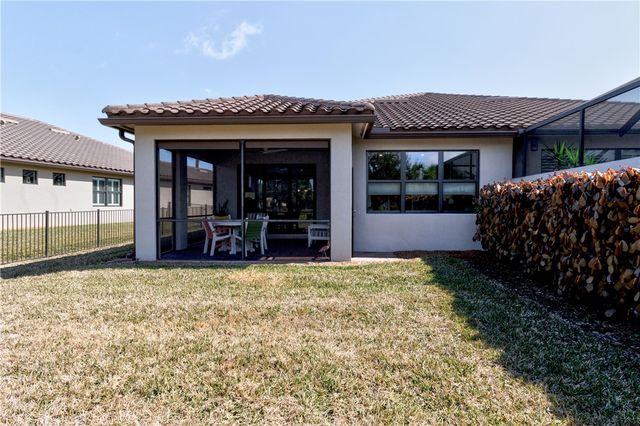 5129 Unity Square, Vero Beach, FL 32967