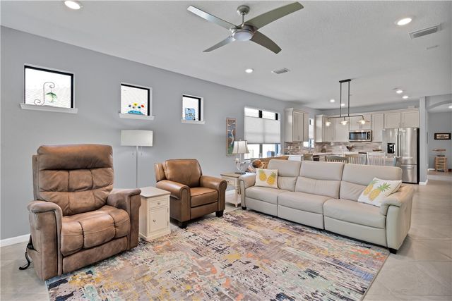 5129 Unity Square, Vero Beach, FL 32967