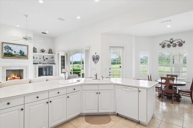 8004 Links Way, Port St. Lucie, FL 34986