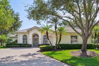 8004 Links Way, Port St. Lucie, FL 34986