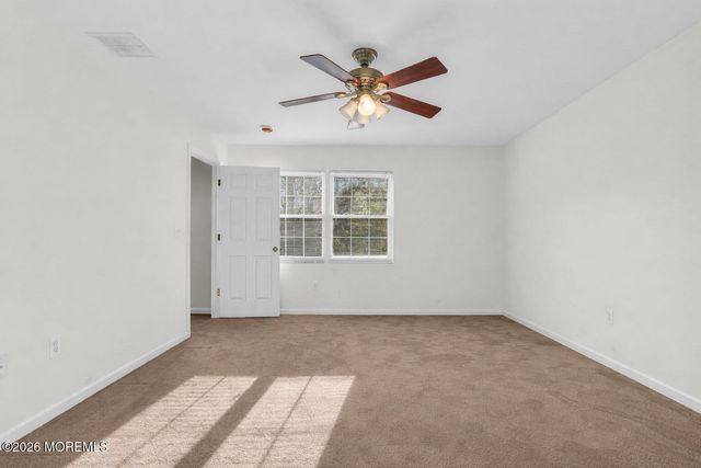 23 Oakland Mills Road, Manalapan, NJ 07726