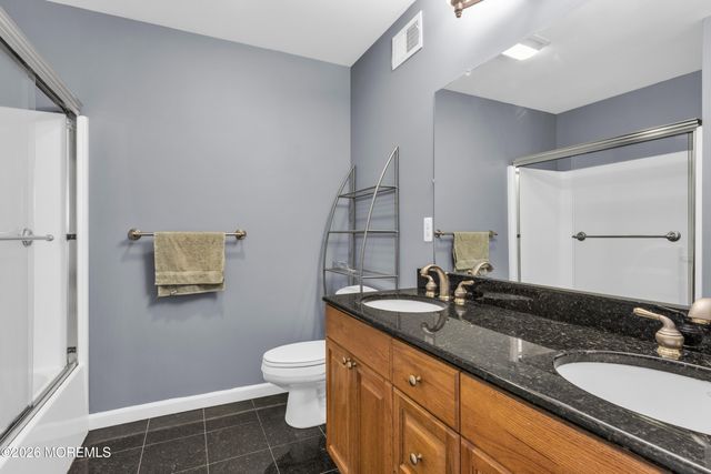 23 Oakland Mills Road, Manalapan, NJ 07726