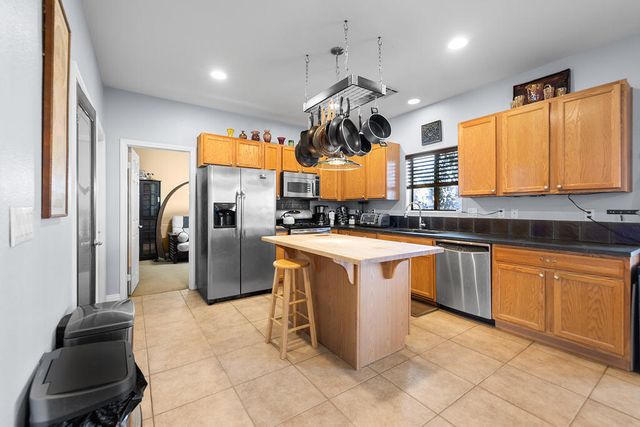 30932 Osceola Place, Cathedral City, CA 92234