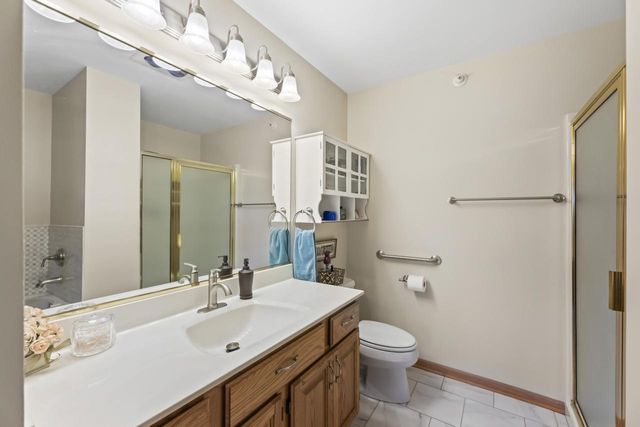 273 Oconomowoc PARKWAY, Oconomowoc, WI 53066