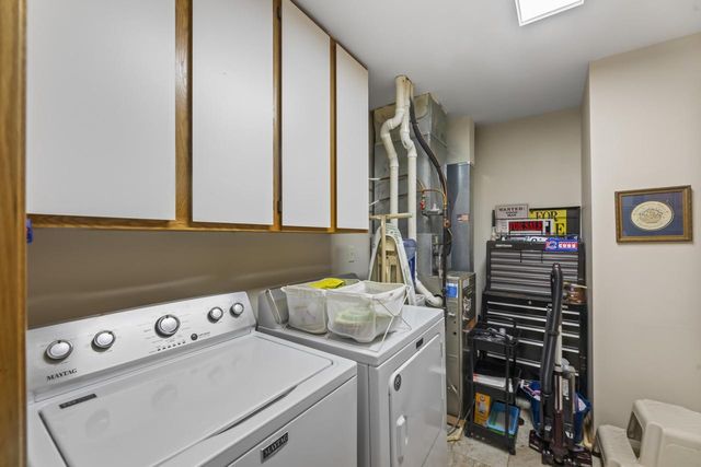 273 Oconomowoc PARKWAY, Oconomowoc, WI 53066