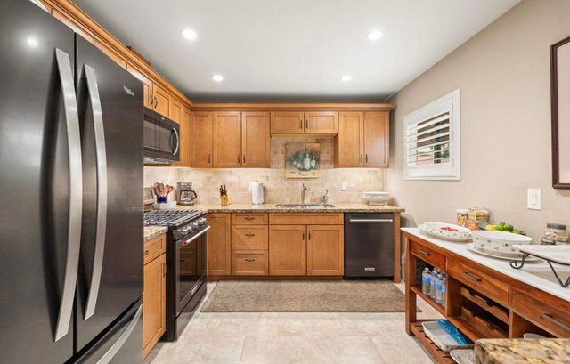 72600 Moonridge Lane, Palm Desert, CA 92260
