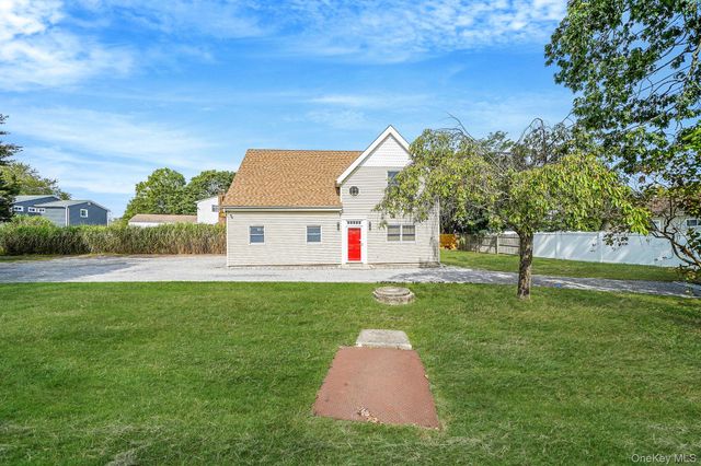 26 Bokel Road, Ronkonkoma, NY 11779