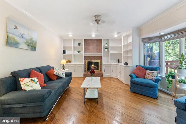 13656 SPINNING WHEEL DR, Germantown, MD 20874