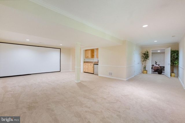13656 SPINNING WHEEL DR, Germantown, MD 20874