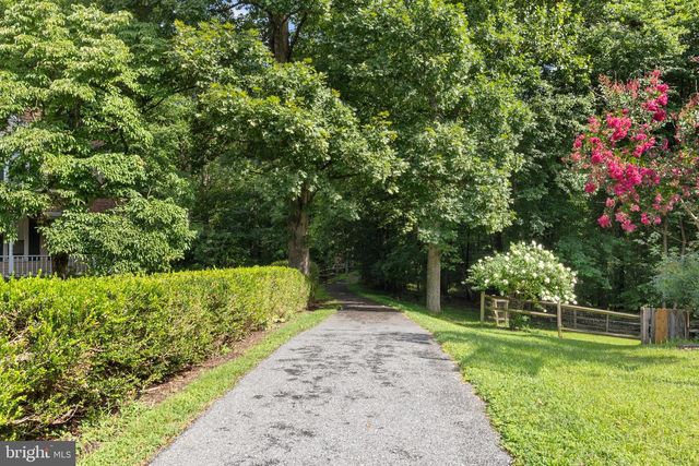 13656 SPINNING WHEEL DR, Germantown, MD 20874