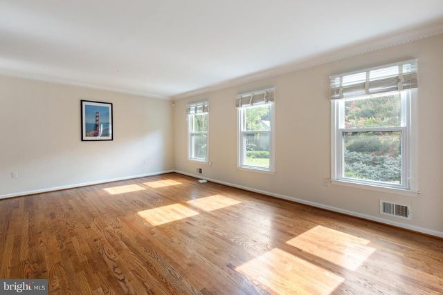 13656 SPINNING WHEEL DR, Germantown, MD 20874