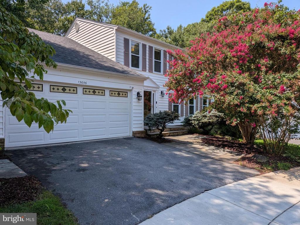 13656 SPINNING WHEEL DR, Germantown, MD 20874