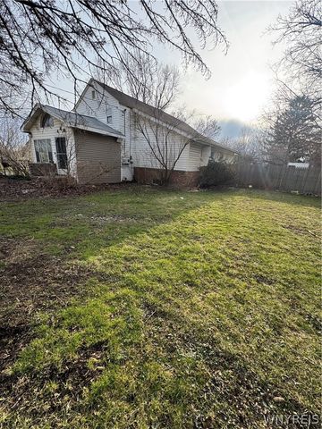 486 103rd Street, Wheatfield, NY 14304