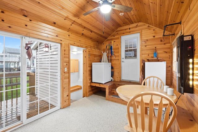 102 1st Street, Brooklyn, WI 53521