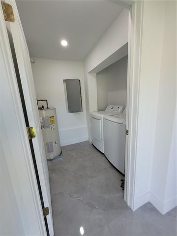 6041 SW 17th Street, Miami, FL 33155