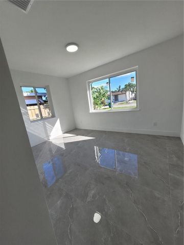 6041 SW 17th Street, Miami, FL 33155