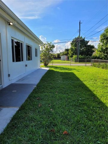 6041 SW 17th Street, Miami, FL 33155