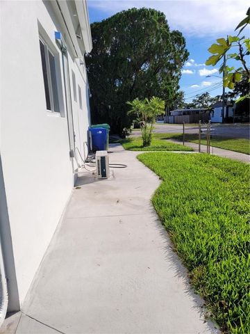 6041 SW 17th Street, Miami, FL 33155