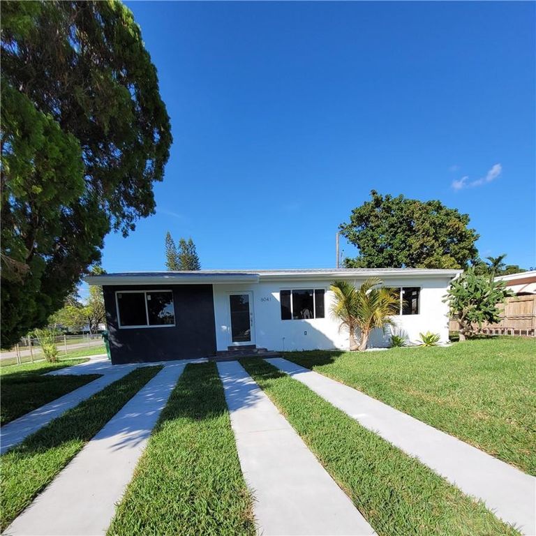 6041 SW 17th Street, Miami, FL 33155