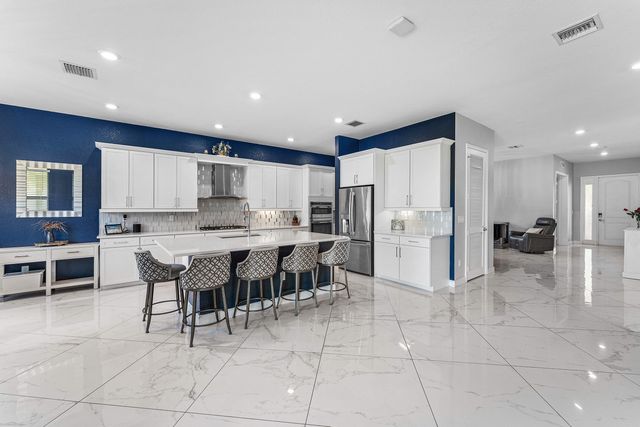 1063 Ember Ridge Run, Loxahatchee, FL 33470