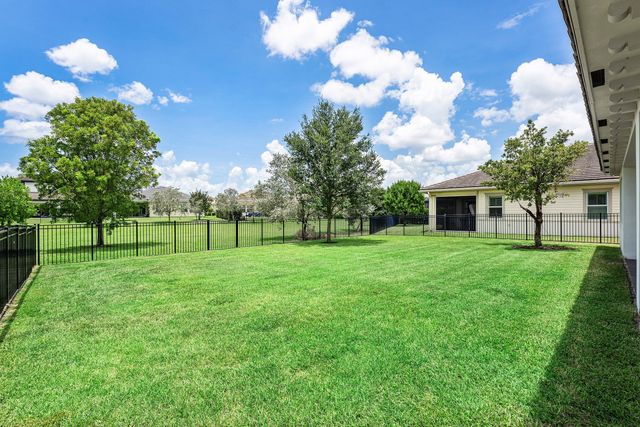1063 Ember Ridge Run, Loxahatchee, FL 33470